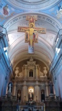 Intérieur de la cathédrale Ici la religion catholique est très importante Le Papae François l'enfant du pays est venu ici unes statut à son effigie commémore l'evenement