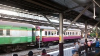 train Sri Lanka